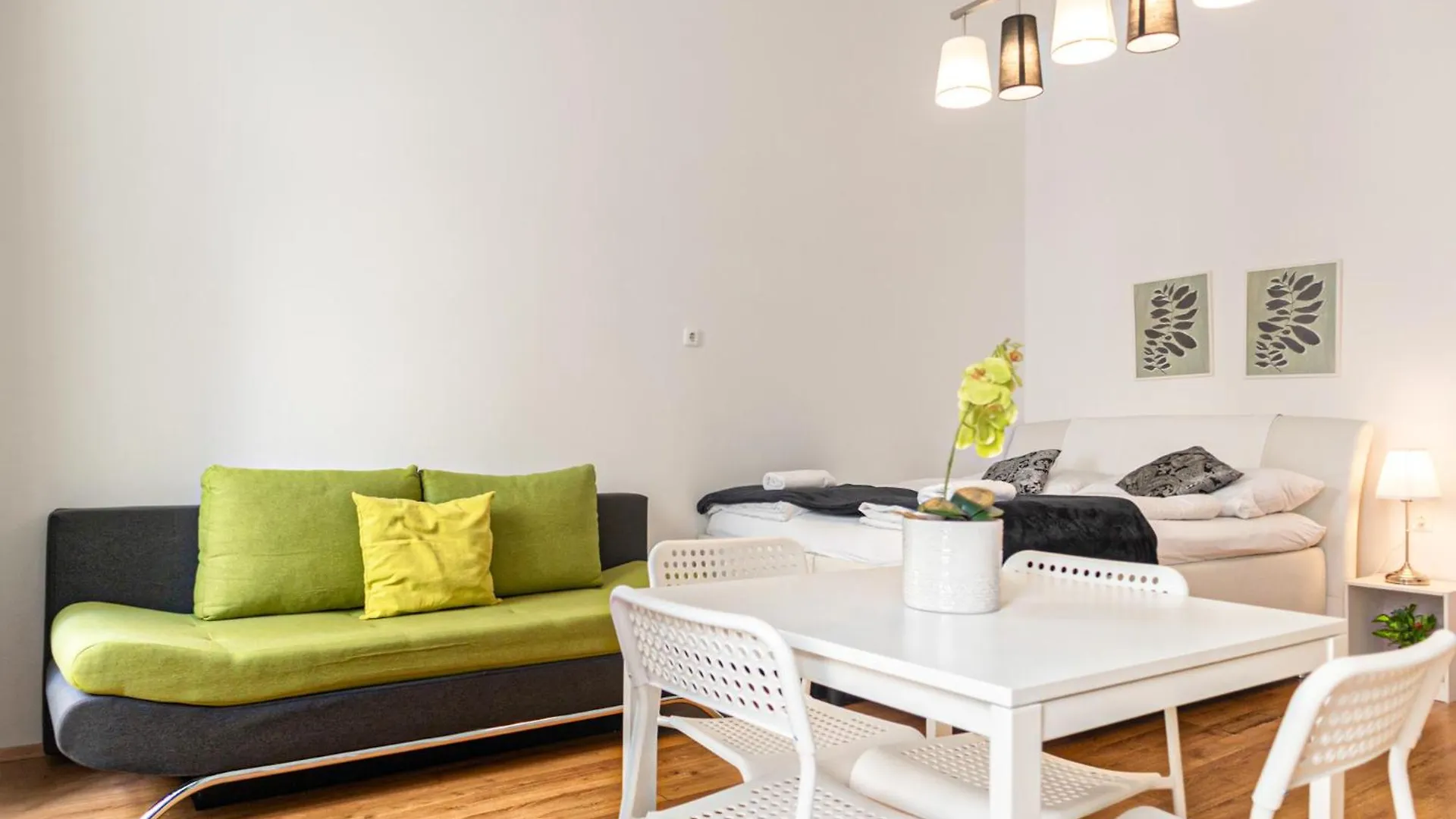 Apartment Comfortable 2Br Apt Central And Well Connected Vienna Austria